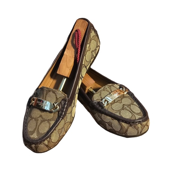 Coach Flats - Picture 3 of 9